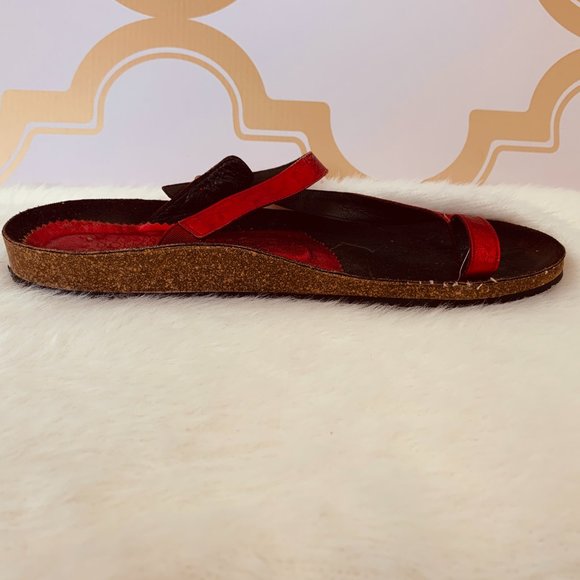 DONALD PLINER RED METALLIC TOE STRAP SANDAL SZ 8M - Picture 6 of 8